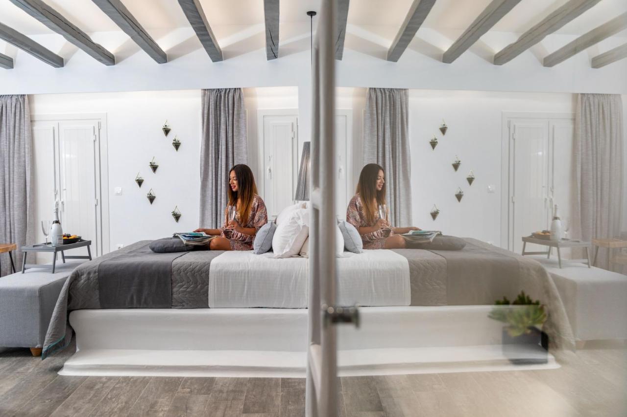 El_Puerto Luxury Port Suites Naxos City Exterior foto