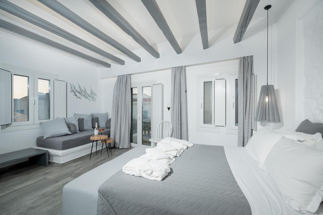 El_Puerto Luxury Port Suites Naxos City Exterior foto